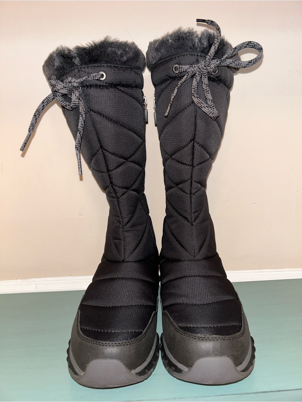 L.L.Bean Women’s Snowfield Tall Insulated Winter Boots Black Size 9 PrimaLoft